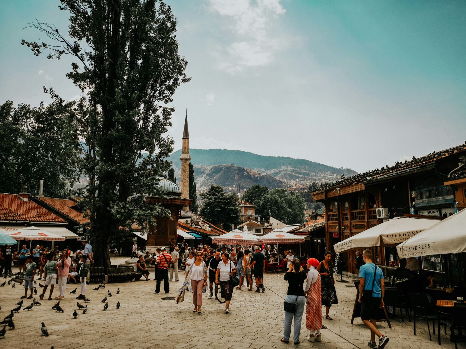 The Baščaršija bazaar in Sarajevo. Photo by Adev on Unsplash.